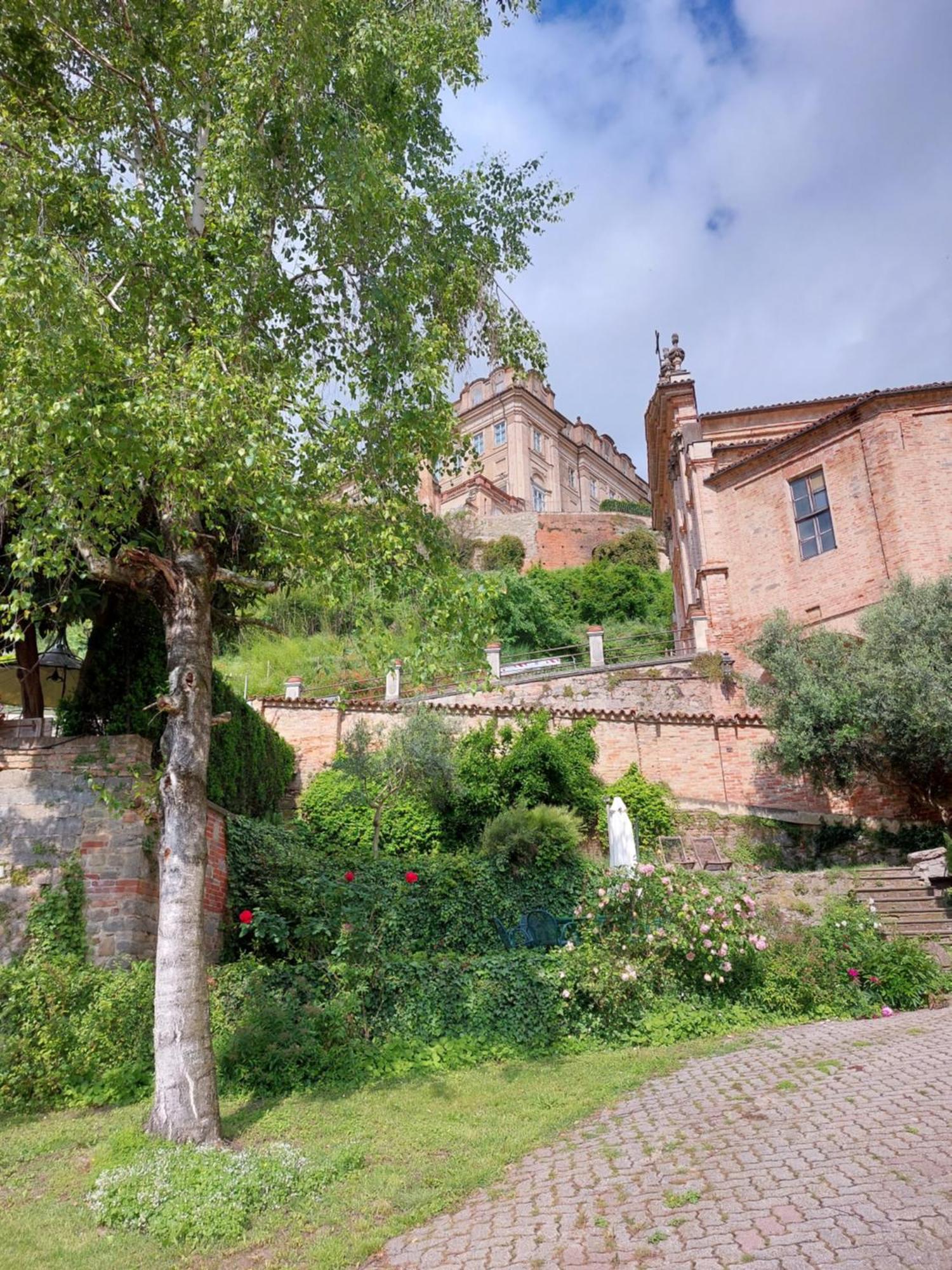 Il Giardino Di Olivia Guarene Exterior foto